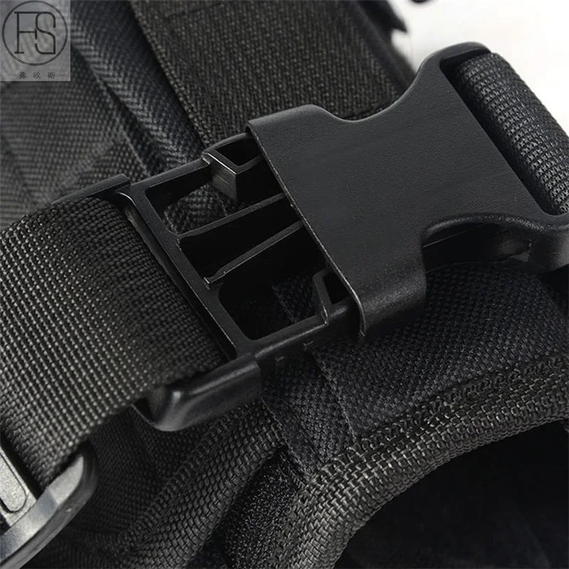 Tactical Thigh Holster — Drop Leg, Universal Fit, Right Hand Draw